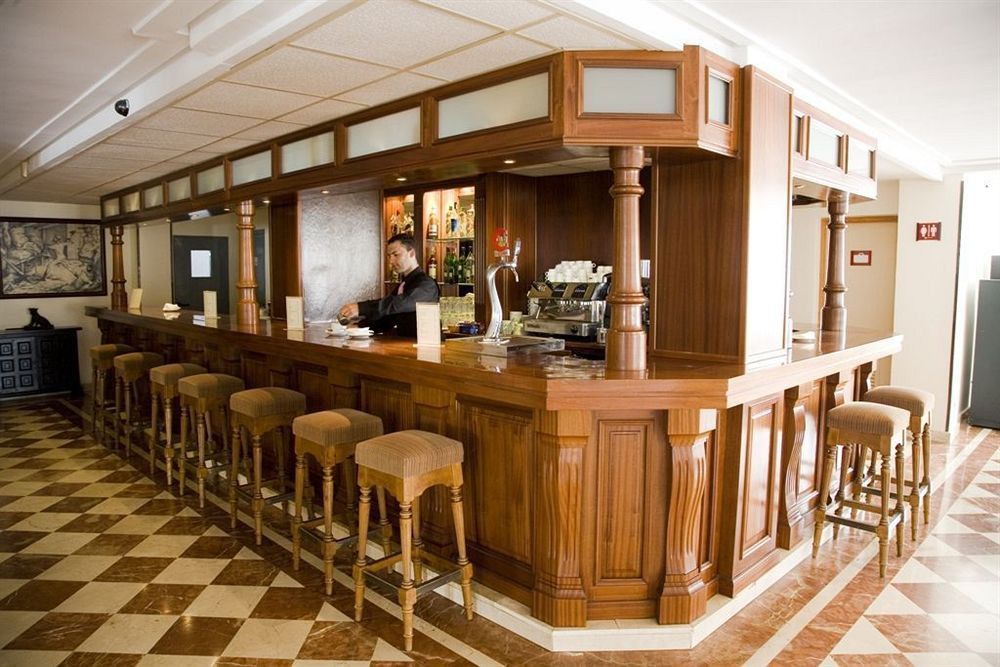 Отель Eurostars Marivent Пальма-де-Майорка Ресторан фото Bar